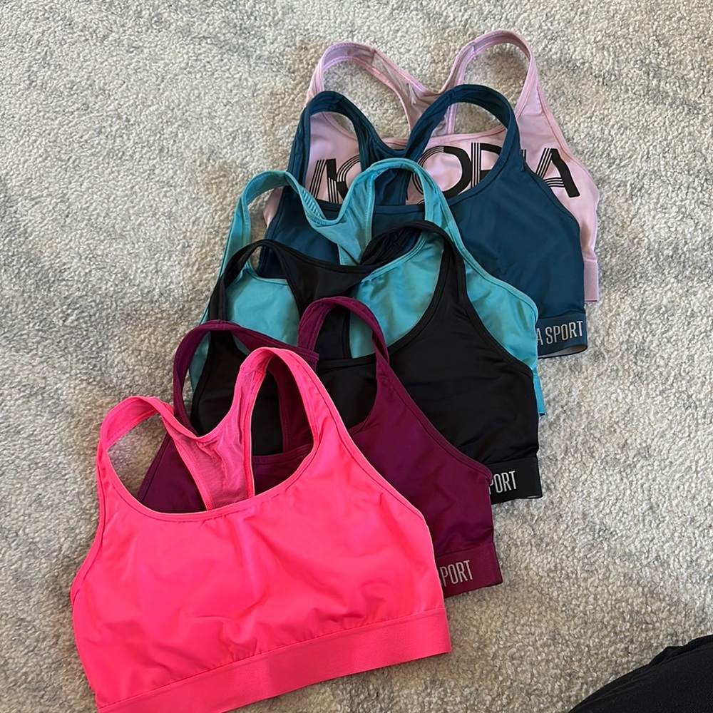 Victoria's Secret Women's Sports Bra Lot